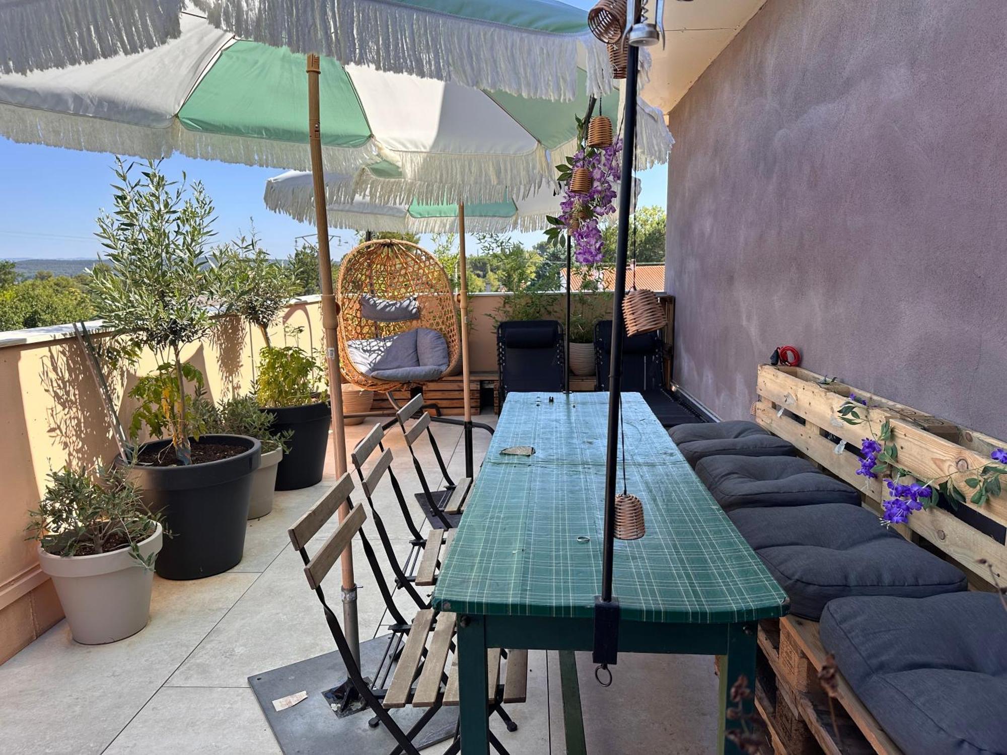 Joli Studio Le Clos D'Aix Avec Grande Terrasse Piscine Et Parking Gratuit 普罗旺斯地区艾克斯 外观 照片